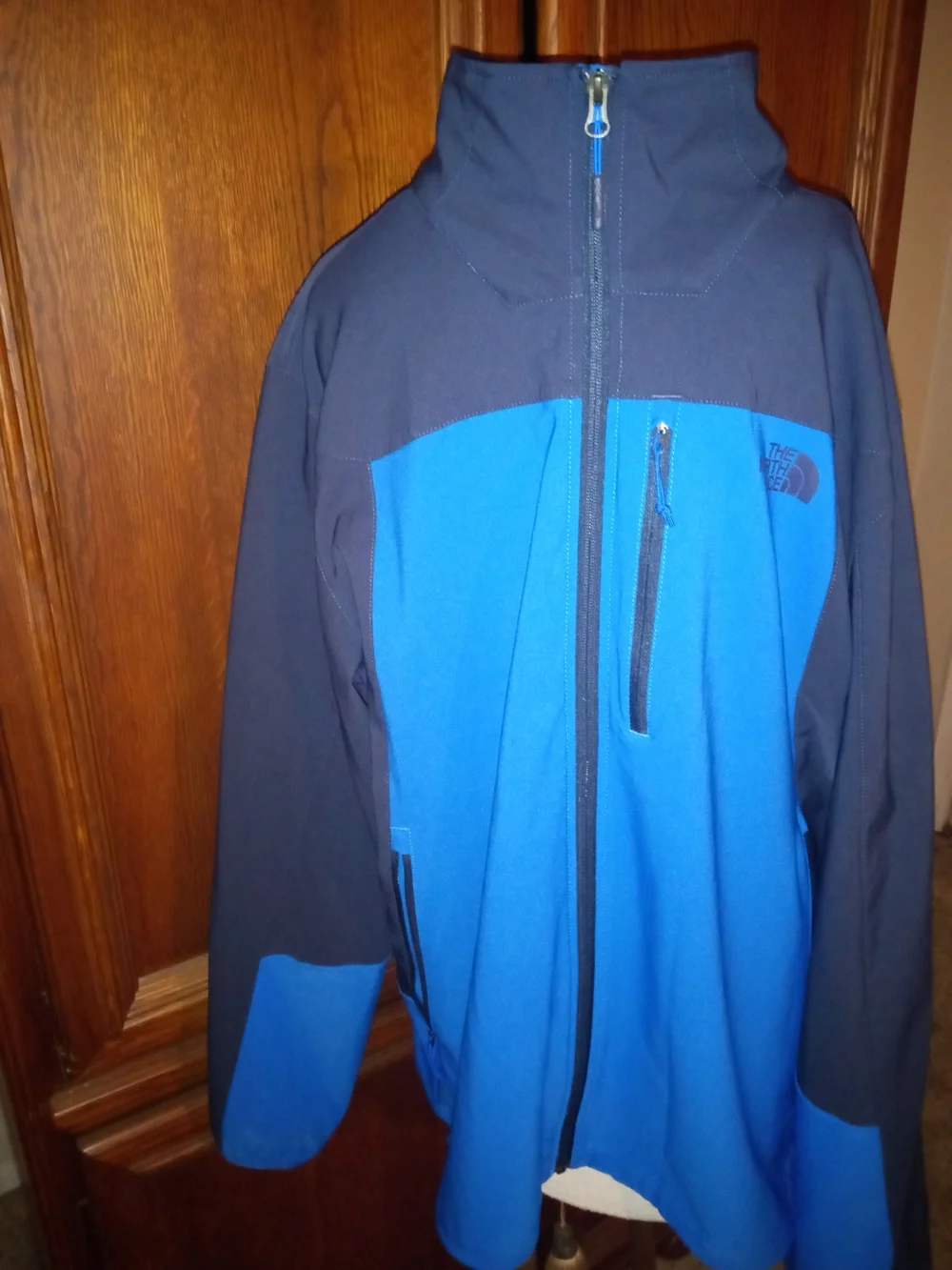 The North Face Men’s Two-Tone Blue Full-Zip Jacket